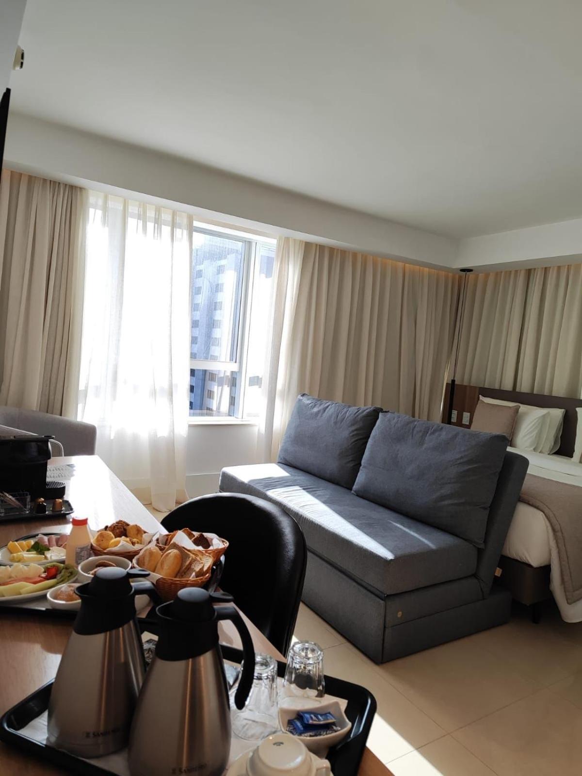 Отель Tryp By Wyndham Brasilia Nacoes Экстерьер фото