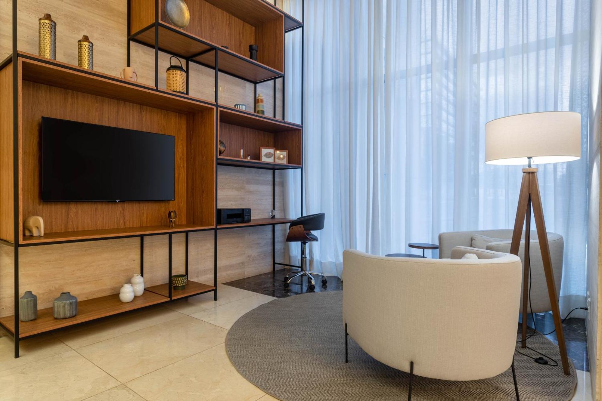 Отель Tryp By Wyndham Brasilia Nacoes Экстерьер фото