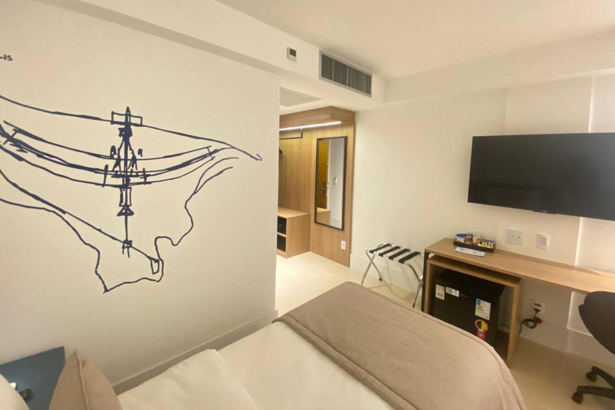 Отель Tryp By Wyndham Brasilia Nacoes Экстерьер фото